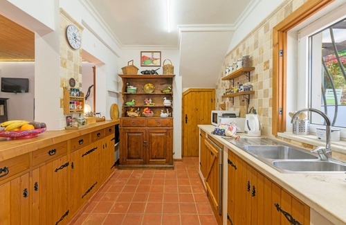 Sao Luis Cottage | Cottage 'Alquimia, Alchemy, Alchimie' with Private Pool, Private Terrace and Wi-Fi