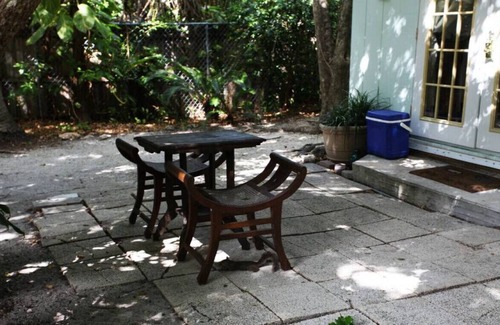 Monroe County Cottage | Cottage · Beach/Watrfrt.SunRm .Taverner Hom.1-6ppl/1-30nite
