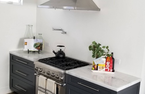 Corona del Mar House | Cottage by the Sea. Charming two bedroom, two full bath front unit in CDM.