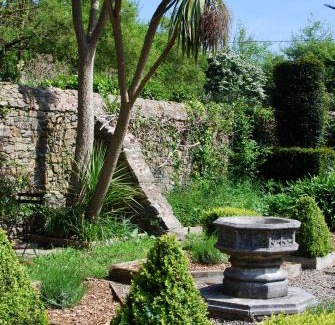 Flamanville House | Cottage de charme & jardin fabuleux à 800m de la mer - Maison Melchior