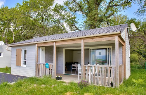 Pont-l'Abbe Ski Chalet | Cottage for 5 in a residence with swimming pool