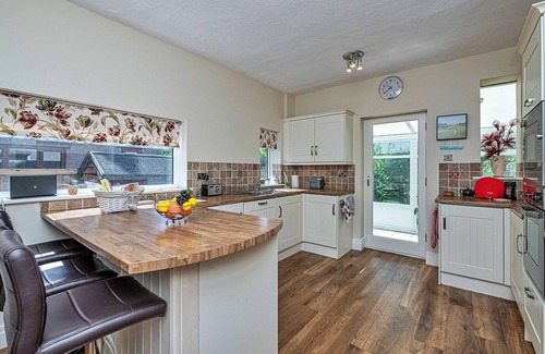 Rhos on Sea House | Cottage in Rhos-on-Sea near Sandy Beach