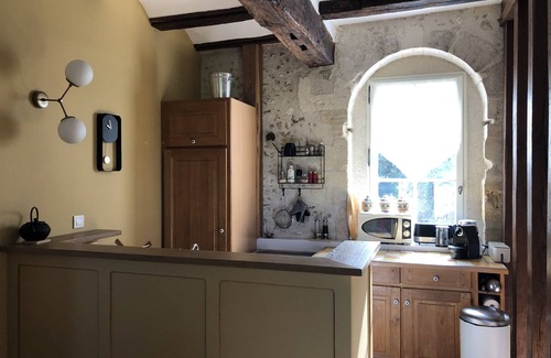 Vernou-sur-Brenne House | Cottage in the heart of a vineyard with private pool in season