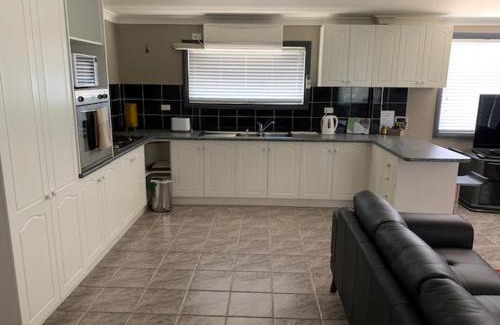 Mundongo House | Cottage in the Country