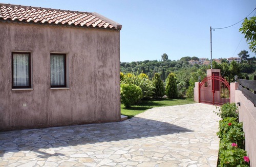 Menegata Cottage | Cottage, Kantrillies With Private Pool,lakithra, Kefalonia, Ionian Islands