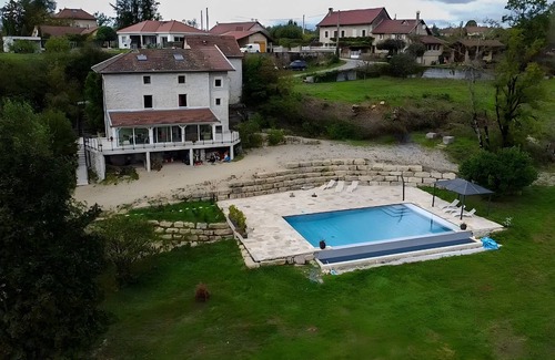 Parmilieu Cottage | Cottage 'Le Rocher De La Baronne' with Mountain View, Private Pool and Wi-Fi