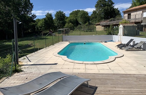 Chalandray Cottage | cottage near Futuroscope, countryside, with pool, sauna, jaccuzi professional
