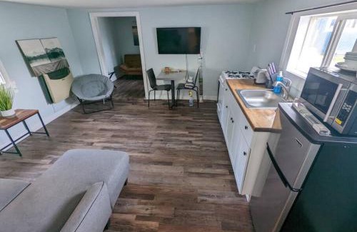 North Star House | Cottage near restaurants and trails Slumber Village 5
