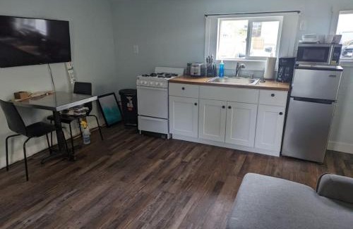 North Star House | Cottage near restaurants and trails Slumber Village 5