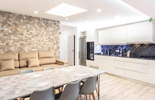 Niguelas Cottage | Cottage with pool, barbecue and garden