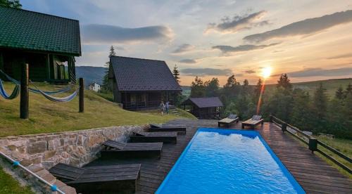Plavya House | Cottages Shepit Lisu