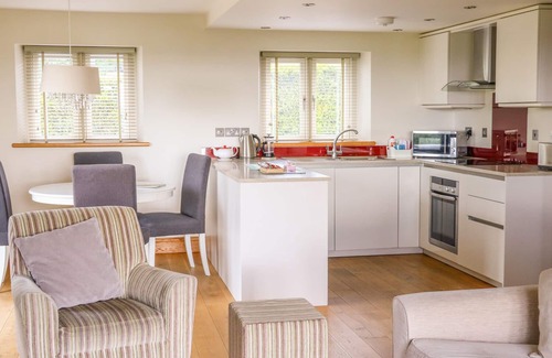 Higher Walton Cottage | COTTAM COTTAGE FARM, family friendly, with open fire in Ribchester