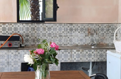 San Martin de Valdeiglesias House | Country House 'Casira San Martín' with Lake Views, Private Pool and Wi-Fi