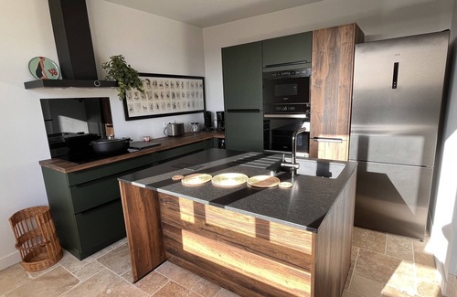 Le Grand-Pressigny Cottage | Country house 16 pers, swimming pool, village center