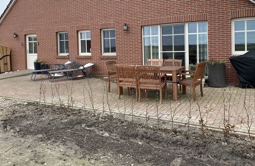 Brookmerland Apartment | Country house "Alte Welt" North Sea coast vacation apartment on the North Sea