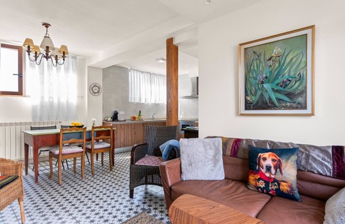 Muros de Nalon House | Country House 'Apartamento Irene' with Shared Terrace, Shared Garden and Wi-Fi