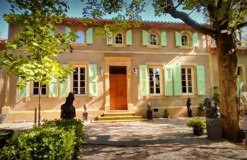 Denat House | Country House 'Armande' with Private Pool, Wi-Fi and Air Conditioning