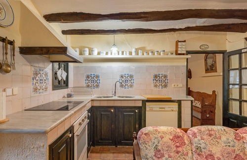Cuestas de Ruda House | Country House 'Can Pere Martí' with Private Pool, Private Terrace and Wi-Fi