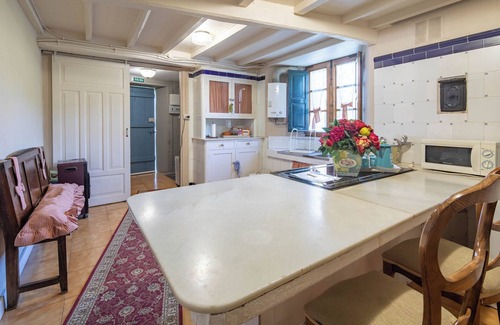 Catasol House | Country House 'Casa La Calleja' with Shared Terrace, Shared Garden and Wi-Fi