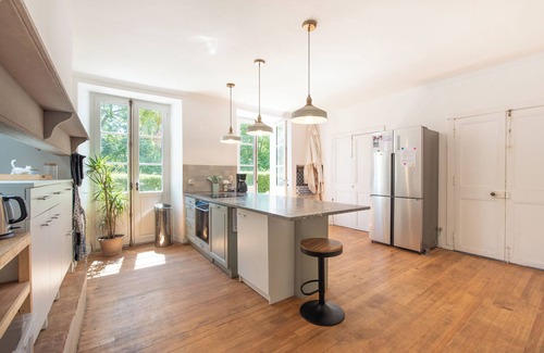 Anoye Villa | Country House 'Des Salettes' with Private Pool, Private Terrace and Wi-Fi