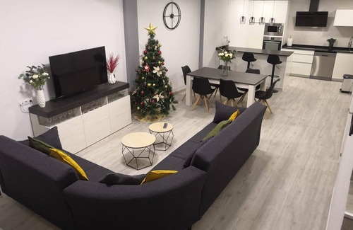 Munebrega House | Country House 'El Rincón De Moreno' with Sea View, Wi-Fi and Air Conditioning