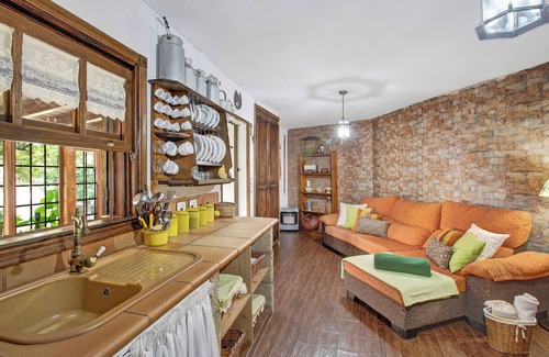 Icod de los Vinos Villa | Country House "Finca Las Carmenes" with Sea View, Pool, Terrace & Garden