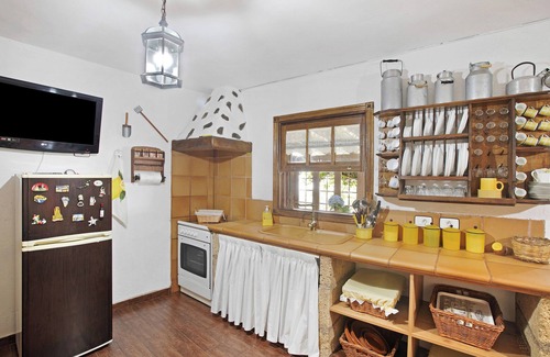 Icod de los Vinos Villa | Country House "Finca Las Carmenes" with Sea View, Pool, Terrace & Garden