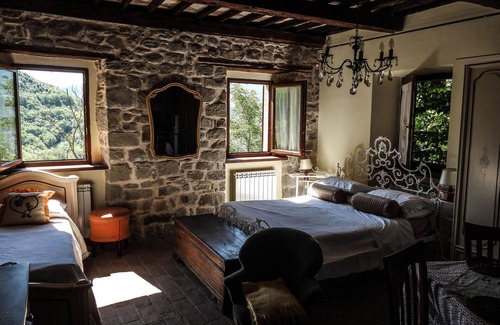 Roccafluvione House | Country House/Farm House in Forcella with 2 bedrooms sleeps 5