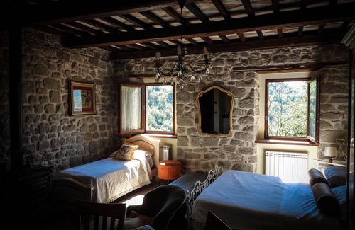 Roccafluvione House | Country House/Farm House in Forcella with 2 bedrooms sleeps 5