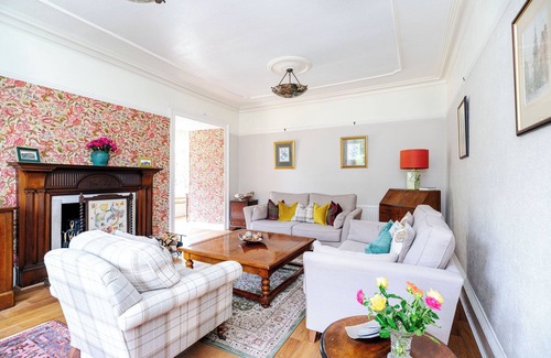 Lochearnhead House | Country house near Loch Earn, in Loch Lomond & The Trossachs National Park