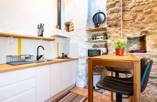 La Serra d'En Galceran House | Country House 'Sanco' with Mountain View, Private Terrace and Wi-Fi