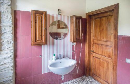 Pietralunga House | Country House Villa La Farfalla