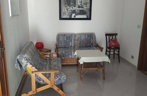 Soleto House | Country house with terrace in the shade of lemon trees