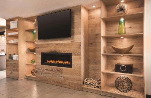 Indianapolis Hotel | Country Inn & Suites by Radisson, Indianapolis East, IN