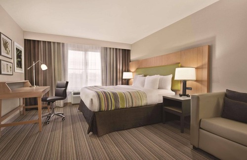 Wytheville Hotel | Country Inn & Suites by Radisson, Wytheville, VA