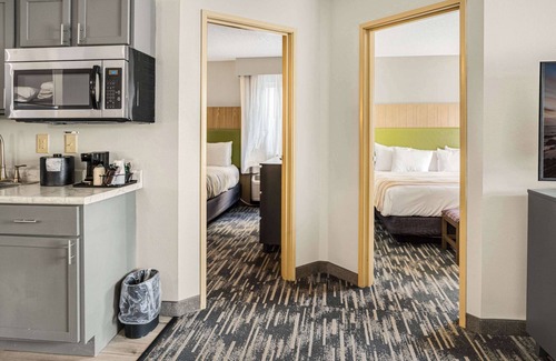 Brookings Hotel | Country Inn & Suites by Radisson, Brookings, SD