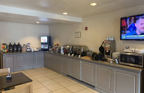 West Valley City Hotel | Country Inn & Suites by Radisson, West Valley City, UT