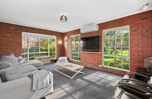Buninyong House | Country Retreat#BathSpa#WiFi#Netflix#Golf Course