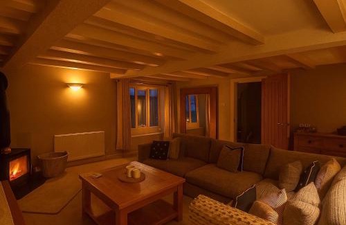 Liverton House | Countryside converted barn with hot tub and one parking space