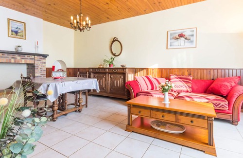 Grand-Auverne Cottage | Countryside Cottage with Private Terrace and Garden, Near Châteaubriant