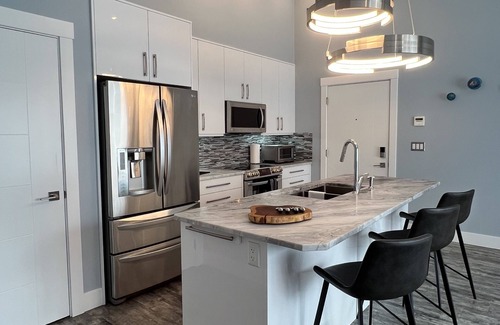 North Oyster House | Couples Retreat - Romance and Adventure - Base Rate - NO additional host fees!