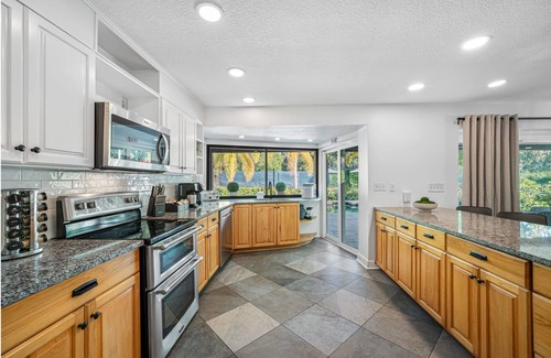 Seminole House | Court Haven Paradise: Your All-In-One Getaway