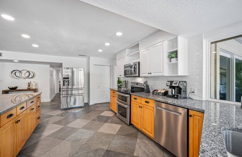 Seminole House | Court Haven Paradise: Your All-In-One Getaway