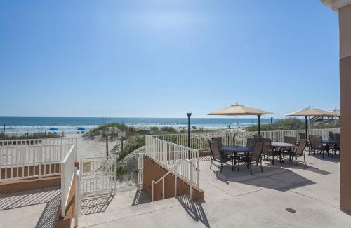 Jacksonville Beach Hotel | Courtyard by Marriott Jacksonville Beach Oceanfront