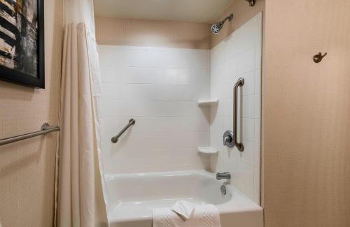 Buford Hotel | Courtyard by Marriott Atlanta Buford Mall of Georgia