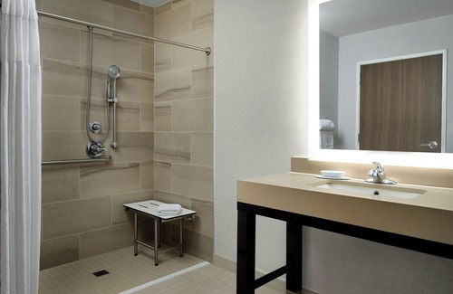 Grapevine Hotel | Courtyard by Marriott Dallas DFW Airport North/Grapevine