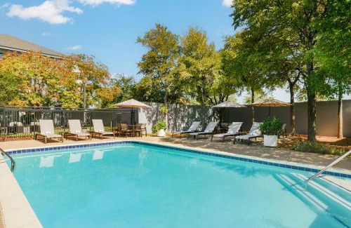 Lewisville Hotel | Courtyard by Marriott Dallas Lewisville
