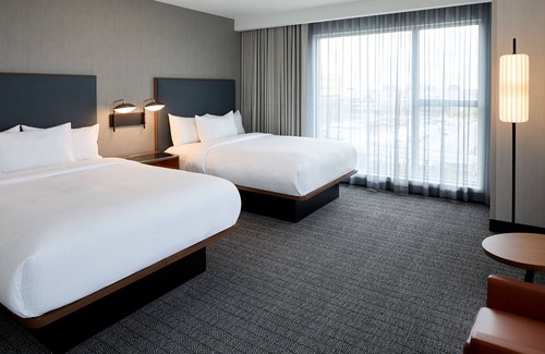 Laval-des-Rapides Hotel | Courtyard By Marriott Montreal Laval