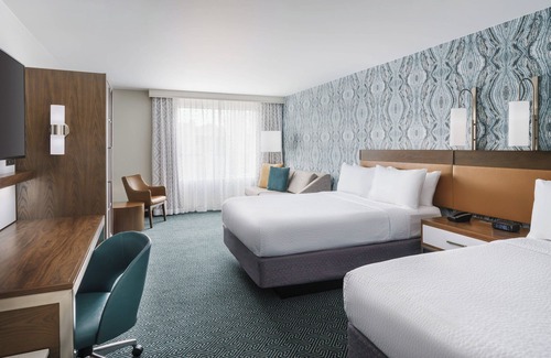 Central Business District Hotel | Courtyard by Marriott Orlando Downtown