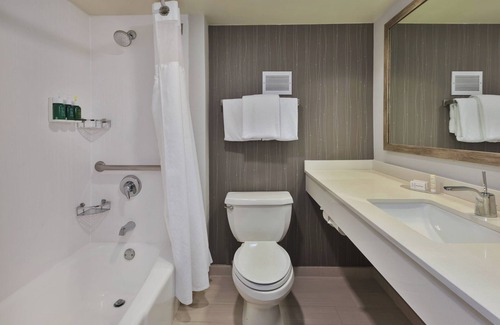 Secaucus Hotel | Courtyard by Marriott Secaucus Meadowlands